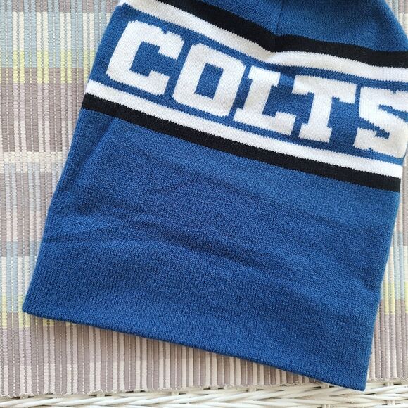 Indianapolis Colts NFL Lucas Oil Beanie Knit Cap With Pom Horseshoe Blue & White - Picture 8 of 8